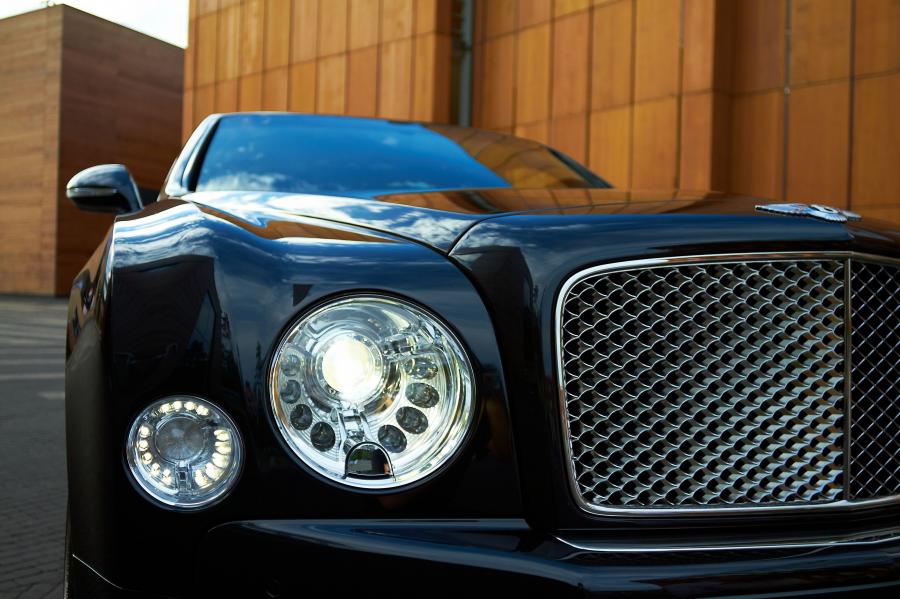  Bentley Mulsanne 2010 года  (фото 215 из 262)